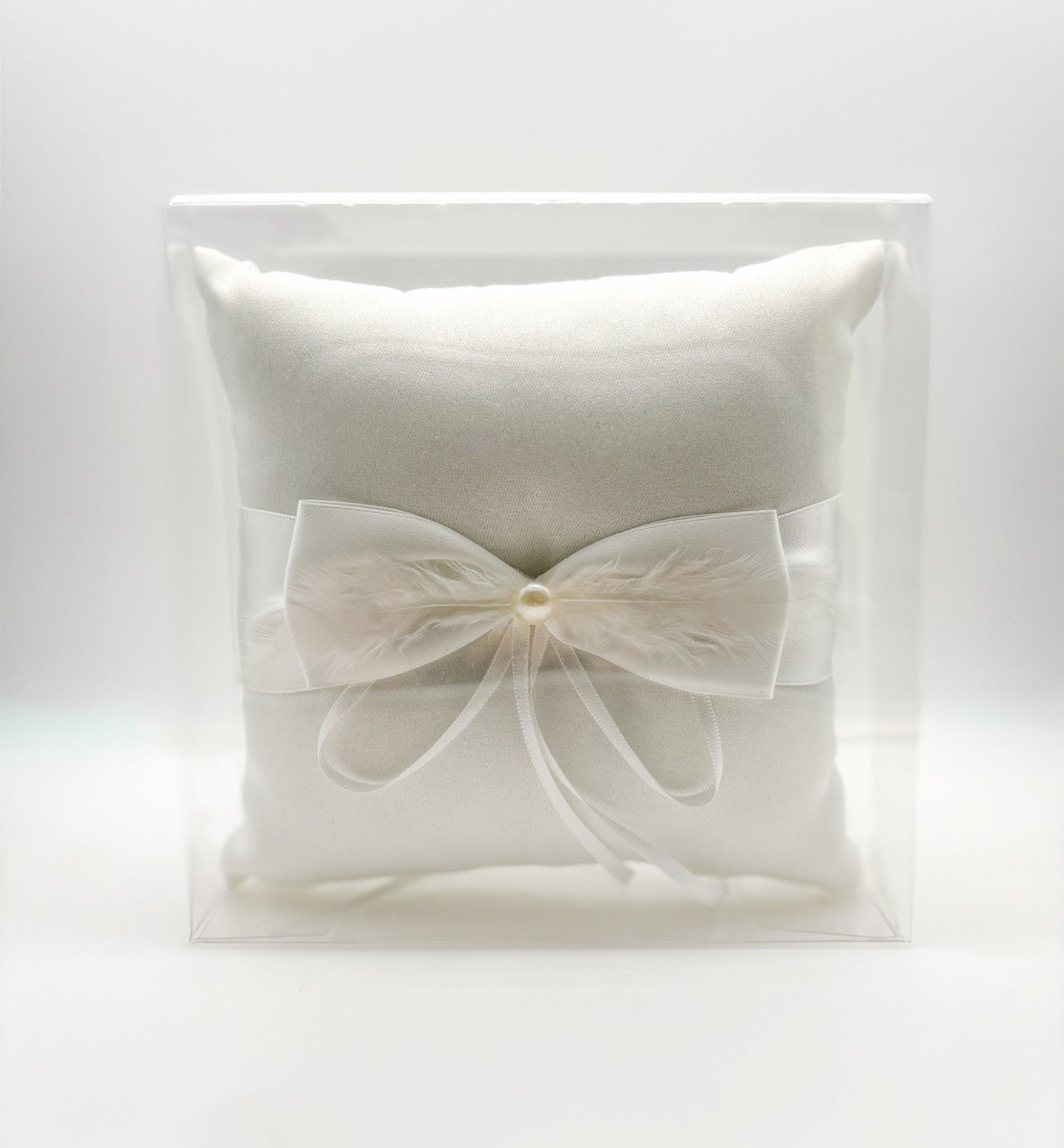 Engelsrufer Ringkissen Love Stories Cremeweiß Satinband Schleife 15x15 cm